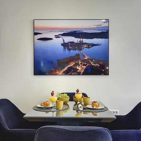 D&a Luxury With Free Parking Pula