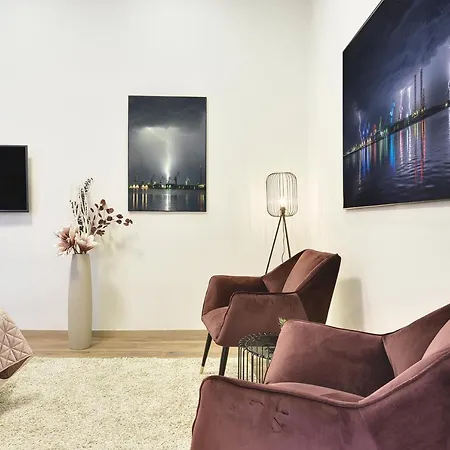 D&a Luxury With Free Parking *