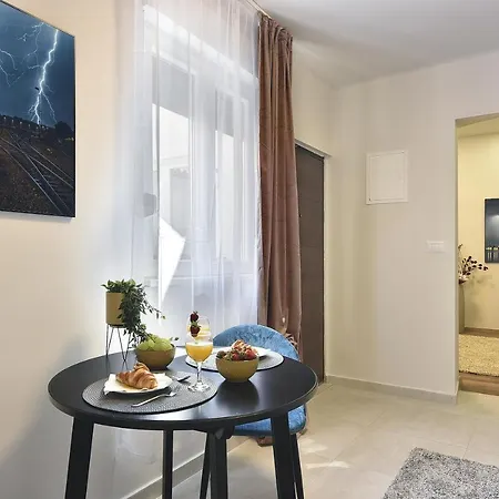 Apartamento D&a Luxury With Free Parking Pula