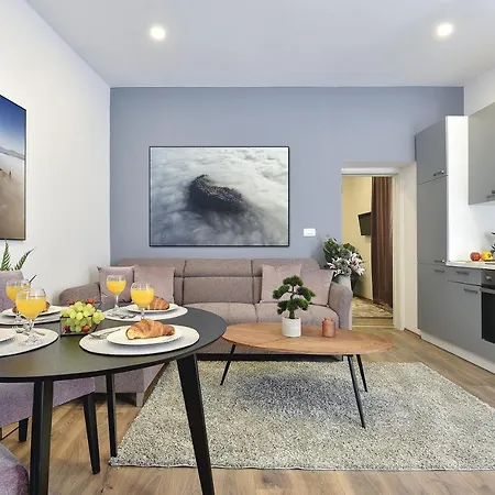 Apartamento D&a Luxury With Free Parking *