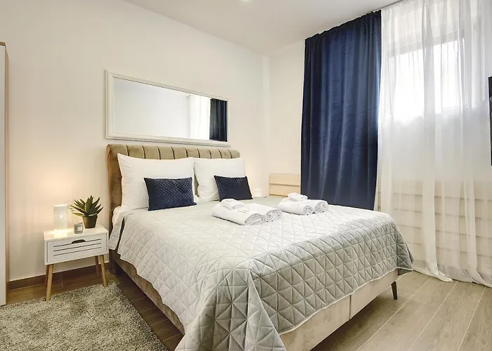 Apartment D&a Luxury With Free Parking *