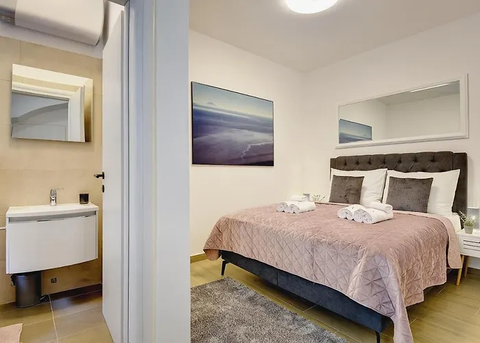 Apartment D&a Luxury With Free Parking *