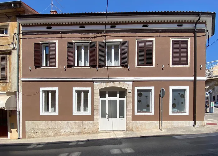 Apartment D&a Luxury With Free Parking