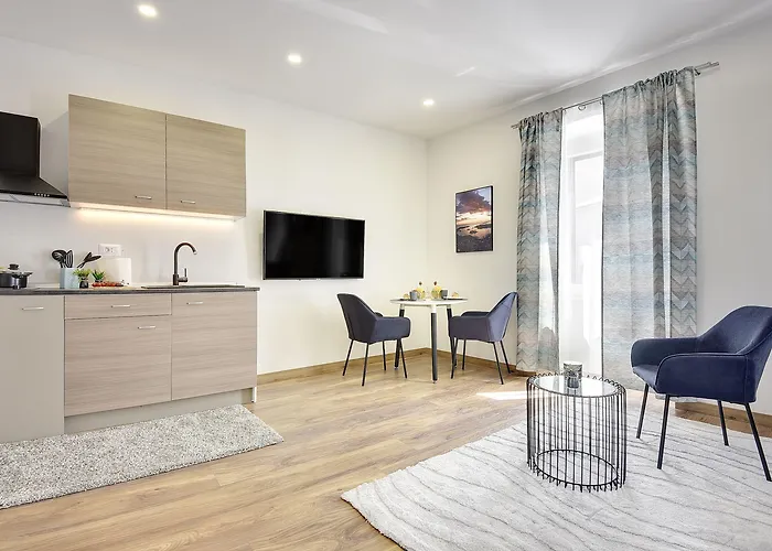 Apartment D&a Luxury With Free Parking