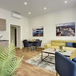 D&a Luxury With Free Parking Apartment