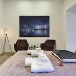 Apartment D&a Luxury With Free Parking