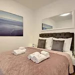 D&a Luxury With Free Parking Apartment Pula
