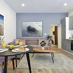 D&a Luxury With Free Parking Apartment *