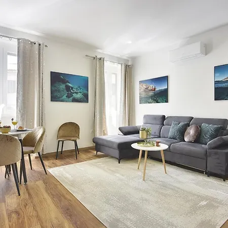 D&a Luxury With Free Parking * 풀라