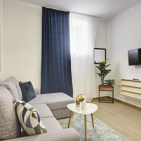 Apartment D&a Luxury With Free Parking