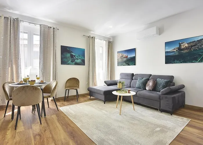 D&a Luxury With Free Parking * Pola